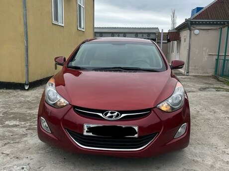 Hyundai Elantra 2011