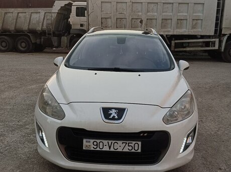 Peugeot 308 SW 2012
