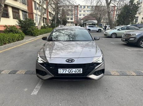 Hyundai  2023