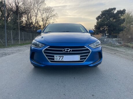 Hyundai Elantra 2016