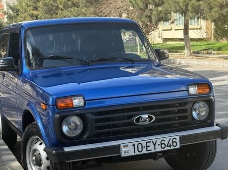LADA (VAZ) Niva 2013