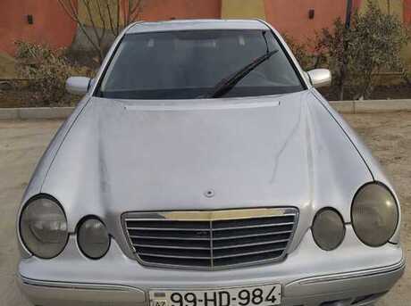 Mercedes E 220 d 2000