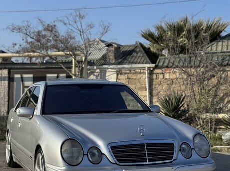 Mercedes E 220 d 2001