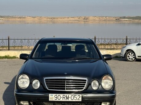 Mercedes E 220 d 2000