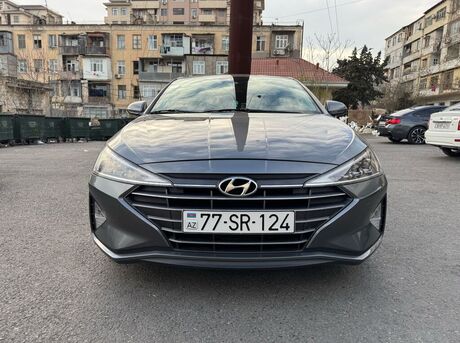 Hyundai Elantra 2018