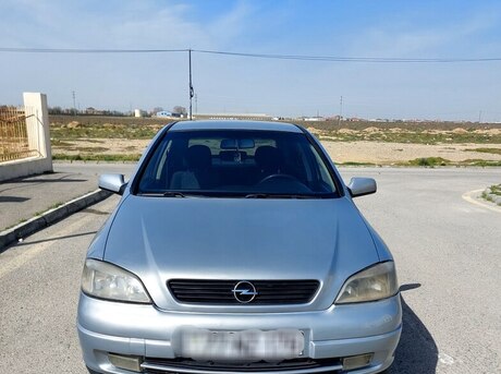 Opel Astra 2000