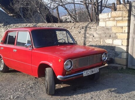 LADA (VAZ) 21011 1981