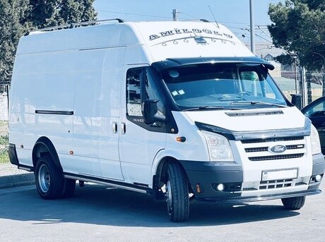 Ford Transit 2010
