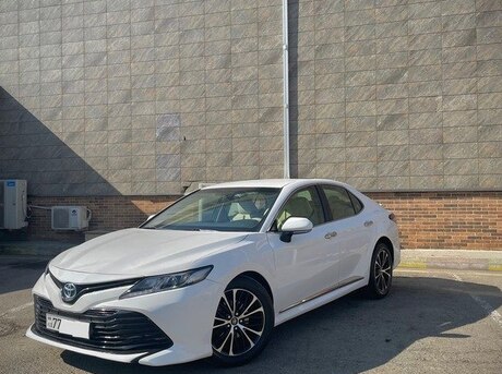 Toyota Camry 2020