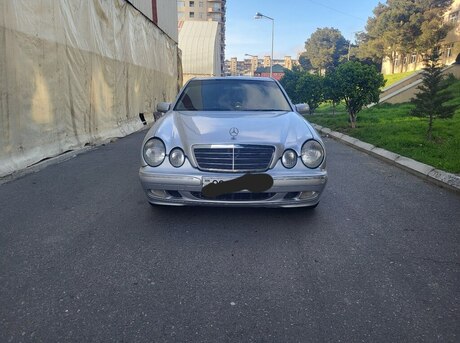 Mercedes E 240 1999