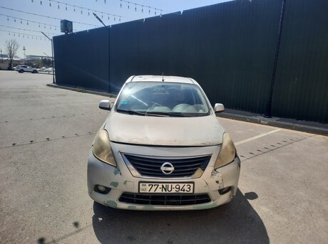 Nissan Sunny 2013