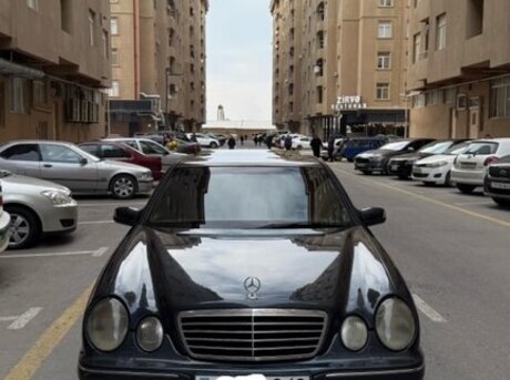 Mercedes E 270 2001