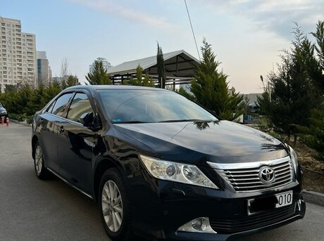 Toyota Camry 2014