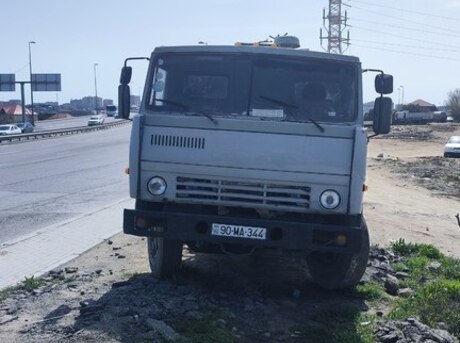 KamAz 53212 1990