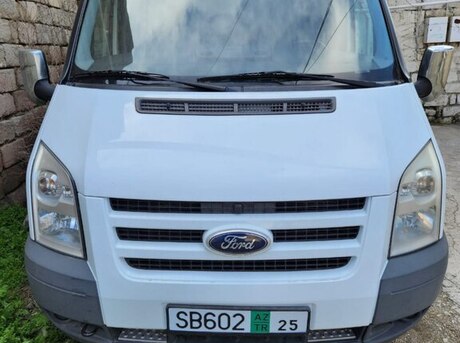 Ford Transit 2010
