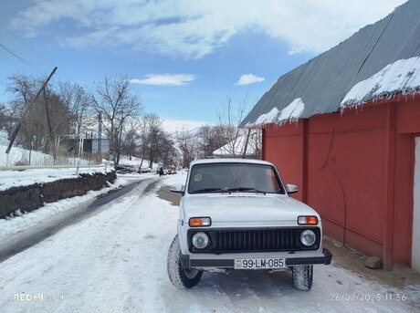 LADA (VAZ) Niva 2013