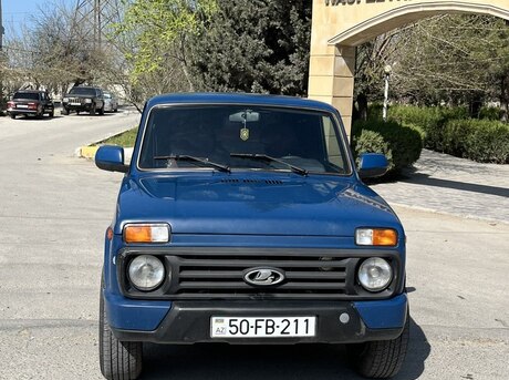LADA (VAZ) Niva 2013