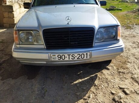 Mercedes E 220 1994