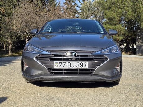 Hyundai Elantra 2019