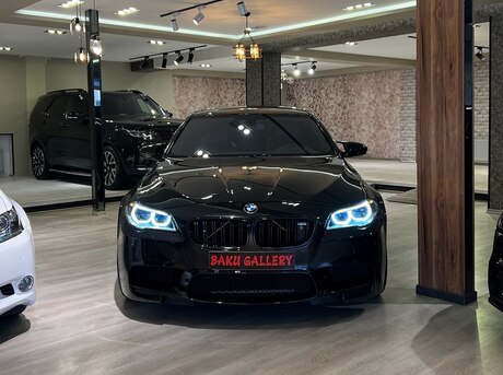 BMW M5 2013