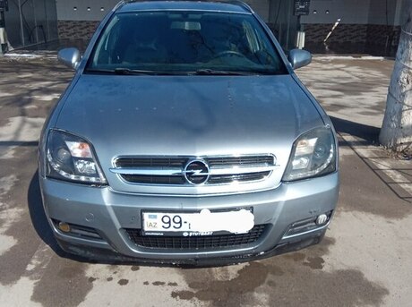 Opel Signum 2005