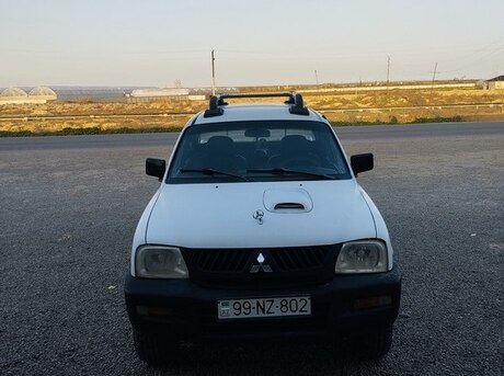 Mitsubishi L200 2006