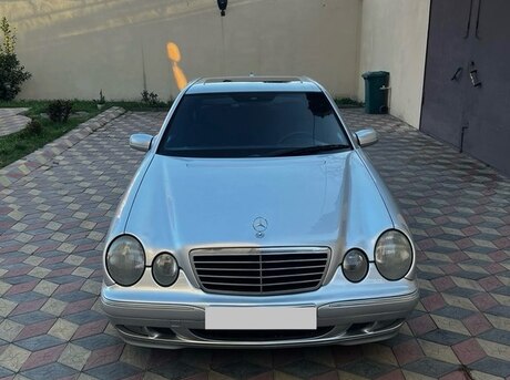 Mercedes E 270 2000