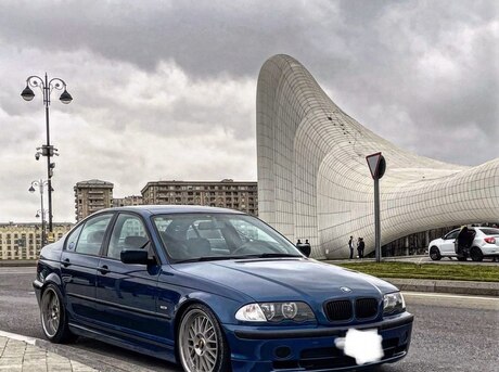 BMW 320 2001