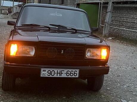 LADA (VAZ) 2107 2010