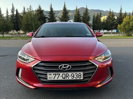 Hyundai Elantra 2018
