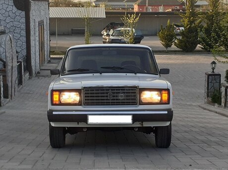 LADA (VAZ) 2107 2010