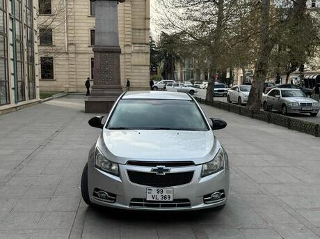 Chevrolet Cruze 2012