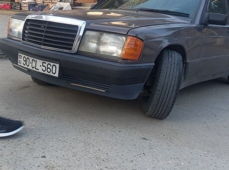 Mercedes 190 1992