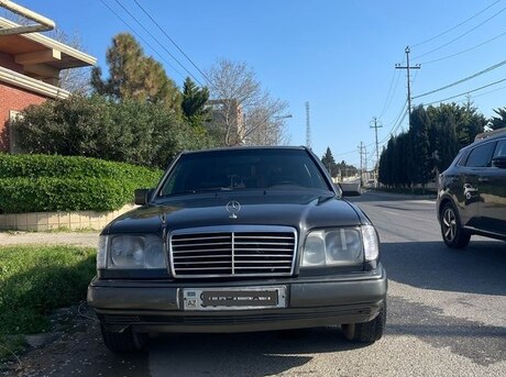 Mercedes E 220 1993