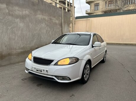 Daewoo Gentra 2014
