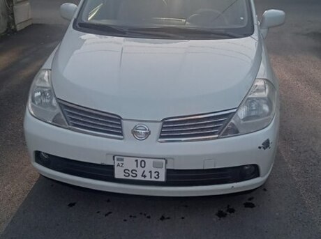 Nissan Tiida 2006
