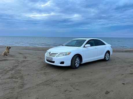 Toyota Camry 2011