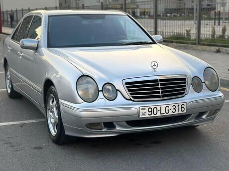 Mercedes E 240 2000