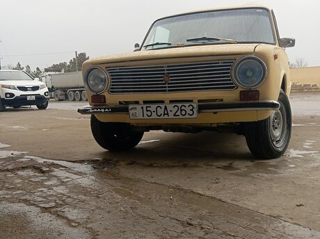 LADA (VAZ) 21011 1986