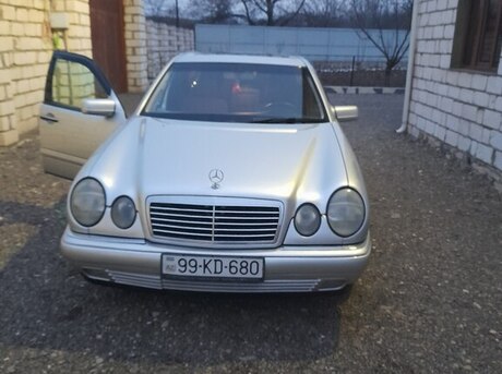 Mercedes E 200 1999