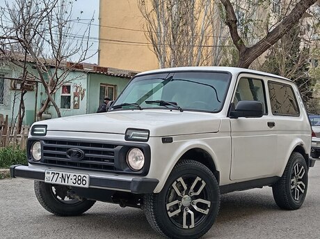 LADA (VAZ) Niva 2013