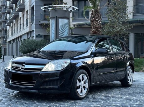 Opel Astra 2010