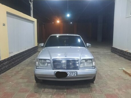 Mercedes E 220 1995