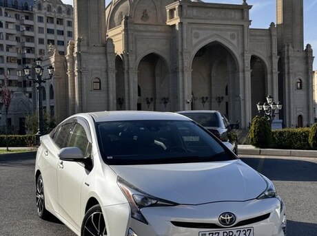 Toyota Prius 2016