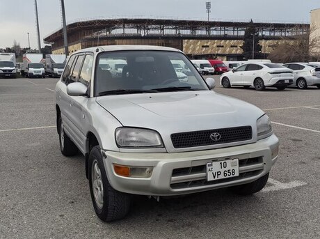 Toyota RAV4 1997