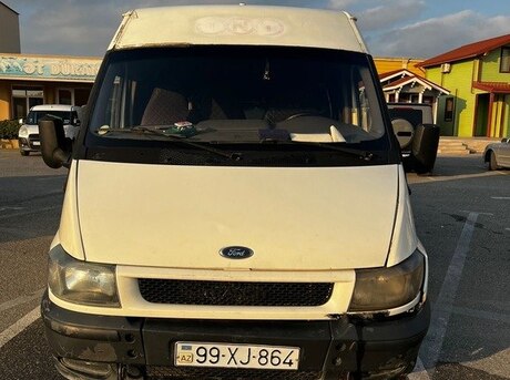 Ford Transit 2000