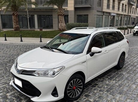Toyota Corolla Fielder 2019