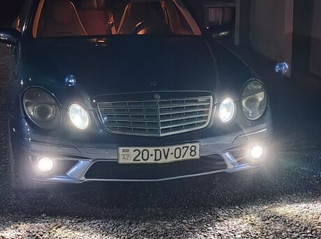 Mercedes E 320 2004