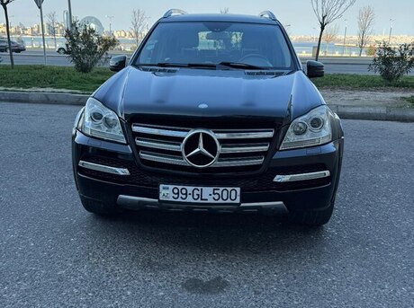 Mercedes GL 550 2011