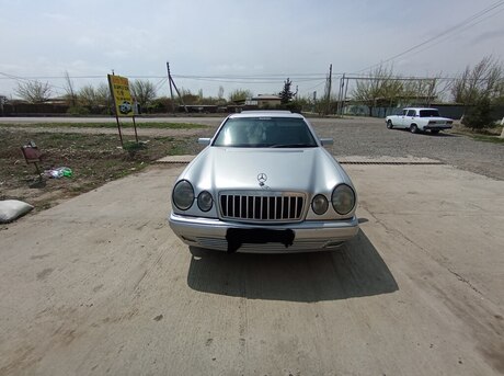 Mercedes E 230 1996